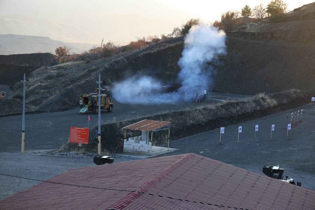 Şırnak Özel Harekat Polisinden Gerçek Mühimmatla Nefes Kesen Tatbikat 5